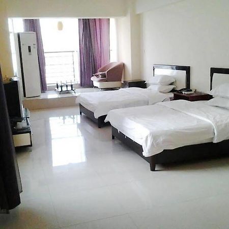 Taohuayuan Apartment Hotel Nanning Esterno foto