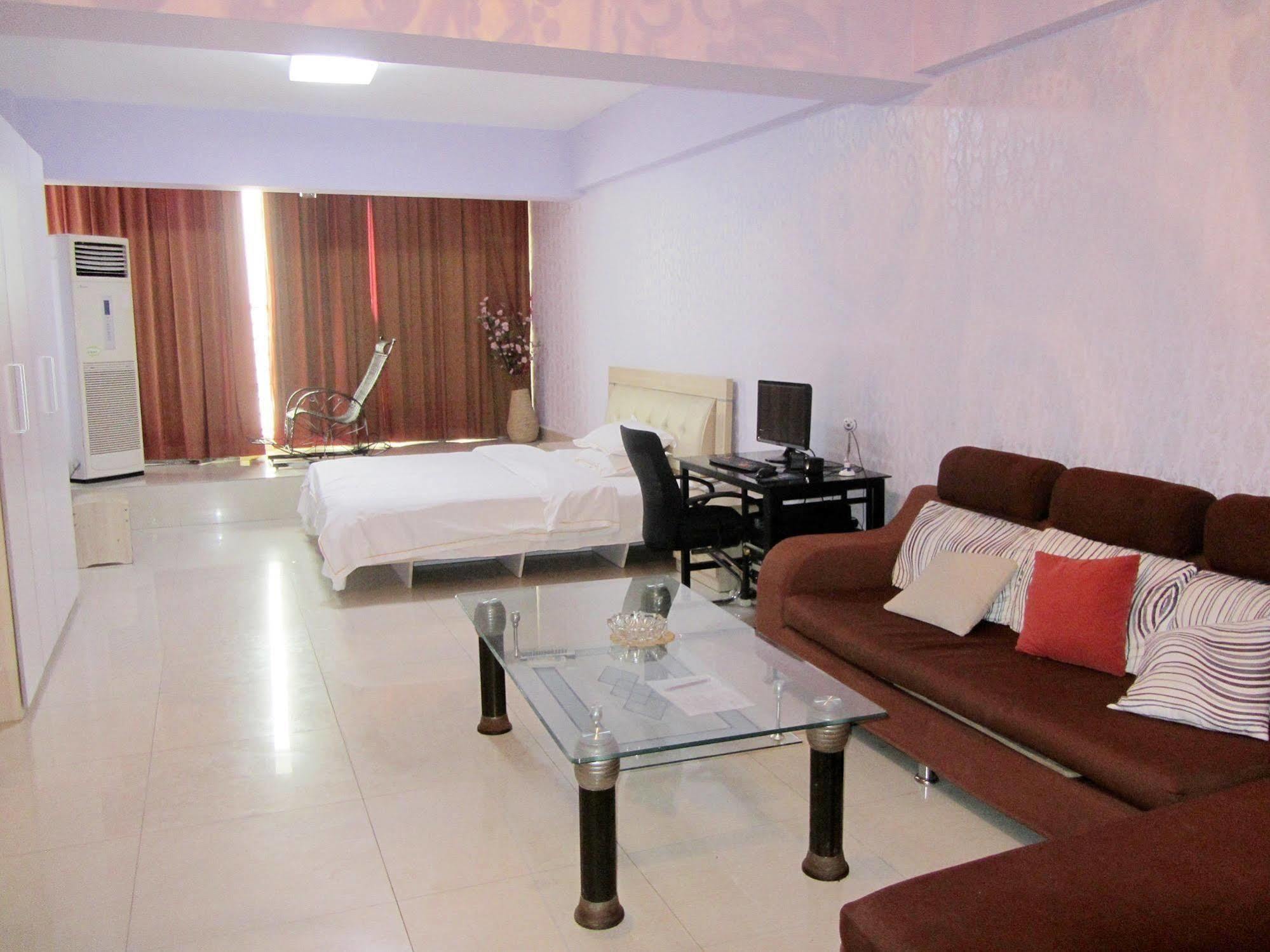 Taohuayuan Apartment Hotel Nanning Esterno foto