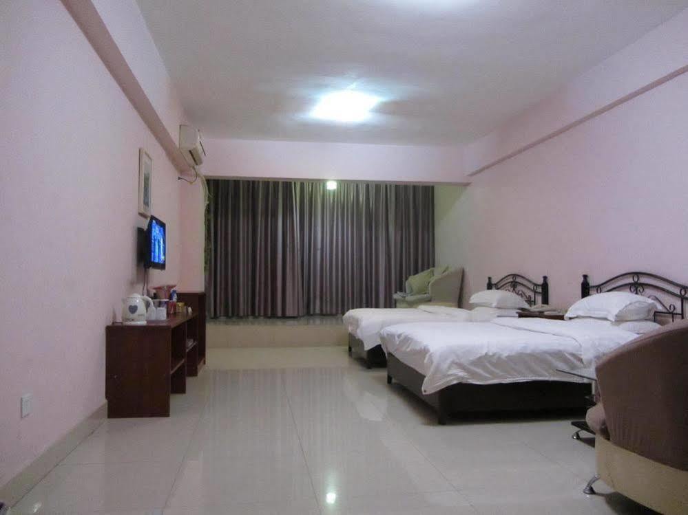 Taohuayuan Apartment Hotel Nanning Esterno foto