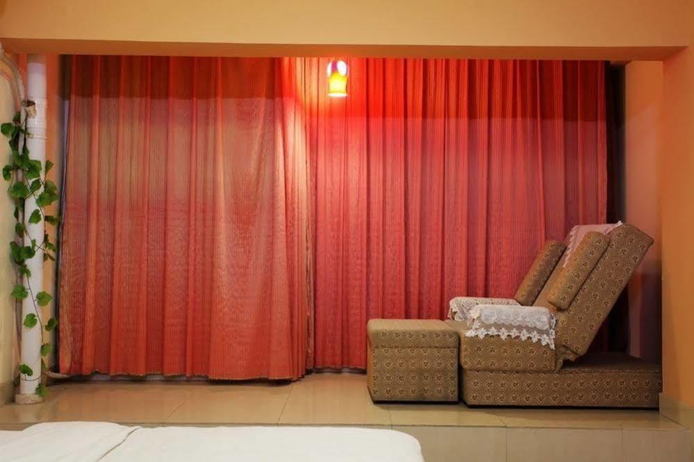 Taohuayuan Apartment Hotel Nanning Esterno foto