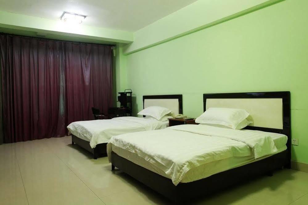 Taohuayuan Apartment Hotel Nanning Esterno foto